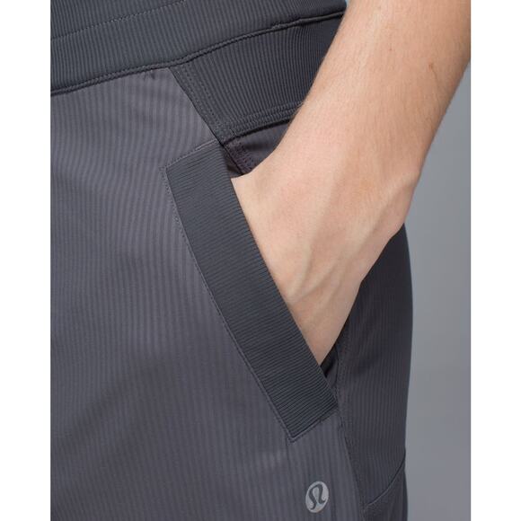 LULULEMON Studio Pant II Liner (Tall) 6 Soot Light - Picture 3 of 10